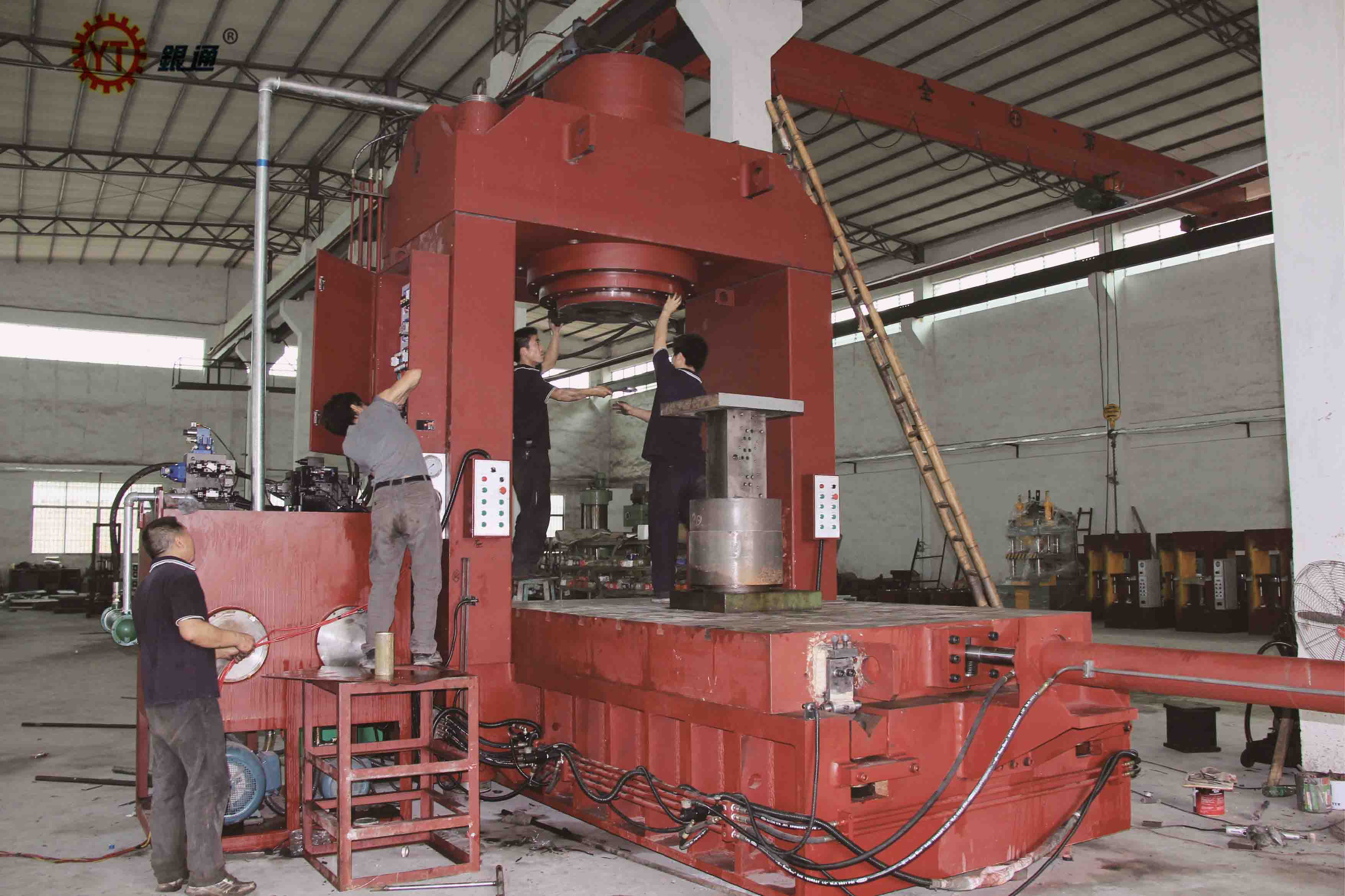 福建原裝液壓機(jī)哪個(gè)品牌好